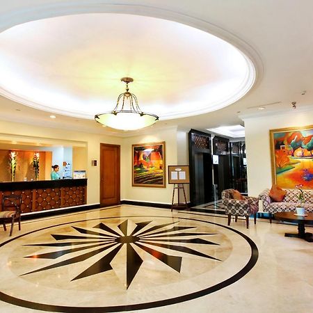 Oxford Suites Makati Makati City Zewnętrze zdjęcie