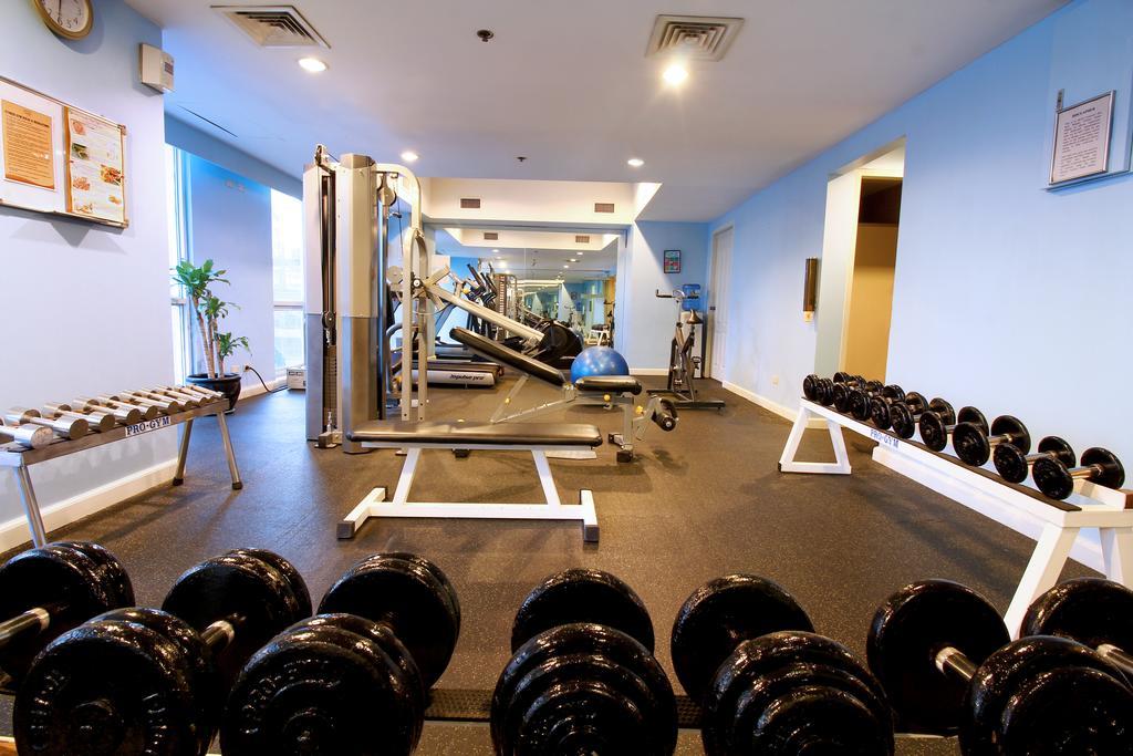 Oxford Suites Makati Makati City Zewnętrze zdjęcie